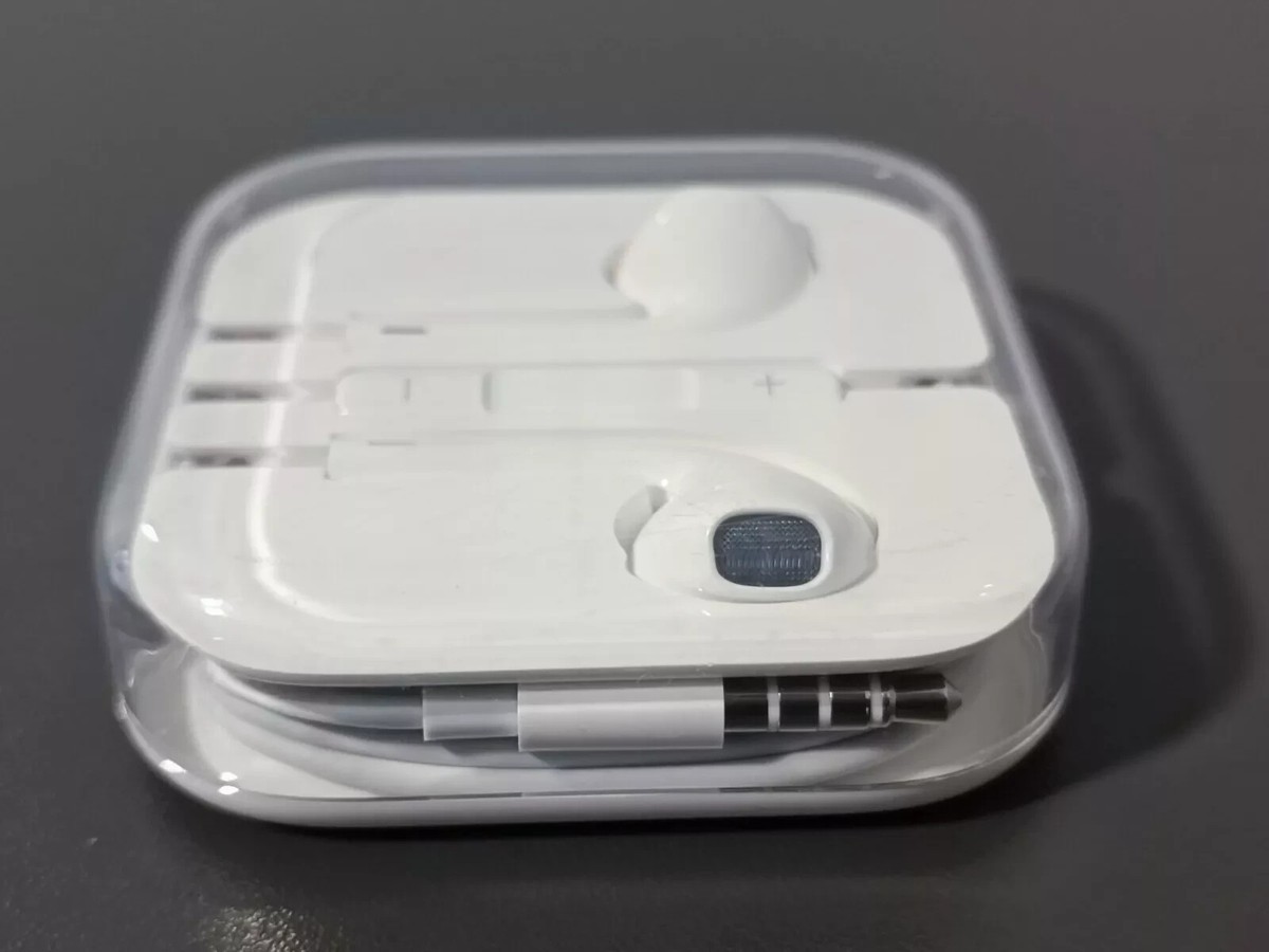 New Apple EarPods 3.5mm MD827ZM/A for iPhone 4 5 6 7 8 X XR New Apple EarPods 3.5mm MD827ZM/A for iPhone 4 5 6 7 8 X XR