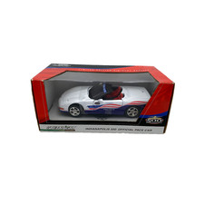 Greenlight Corvette 1/24 2004 Indy Pace Car Collectible New