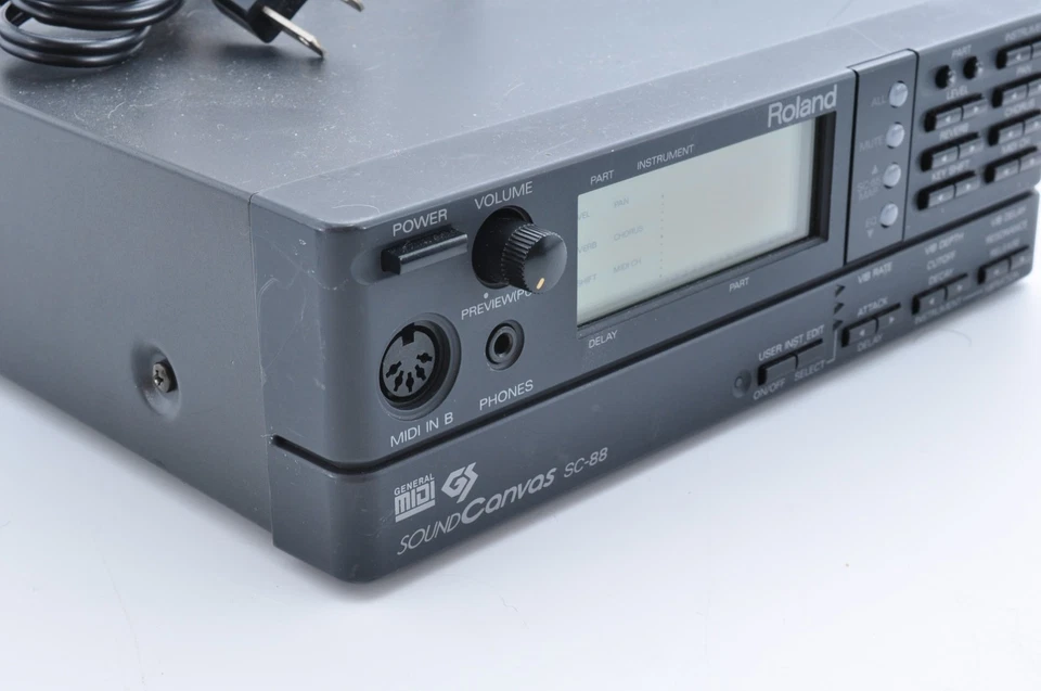 Roland SC-88 Sound Canvas MIDI Sound Module 1994 Working ZG70789 - Image 3 of 4
