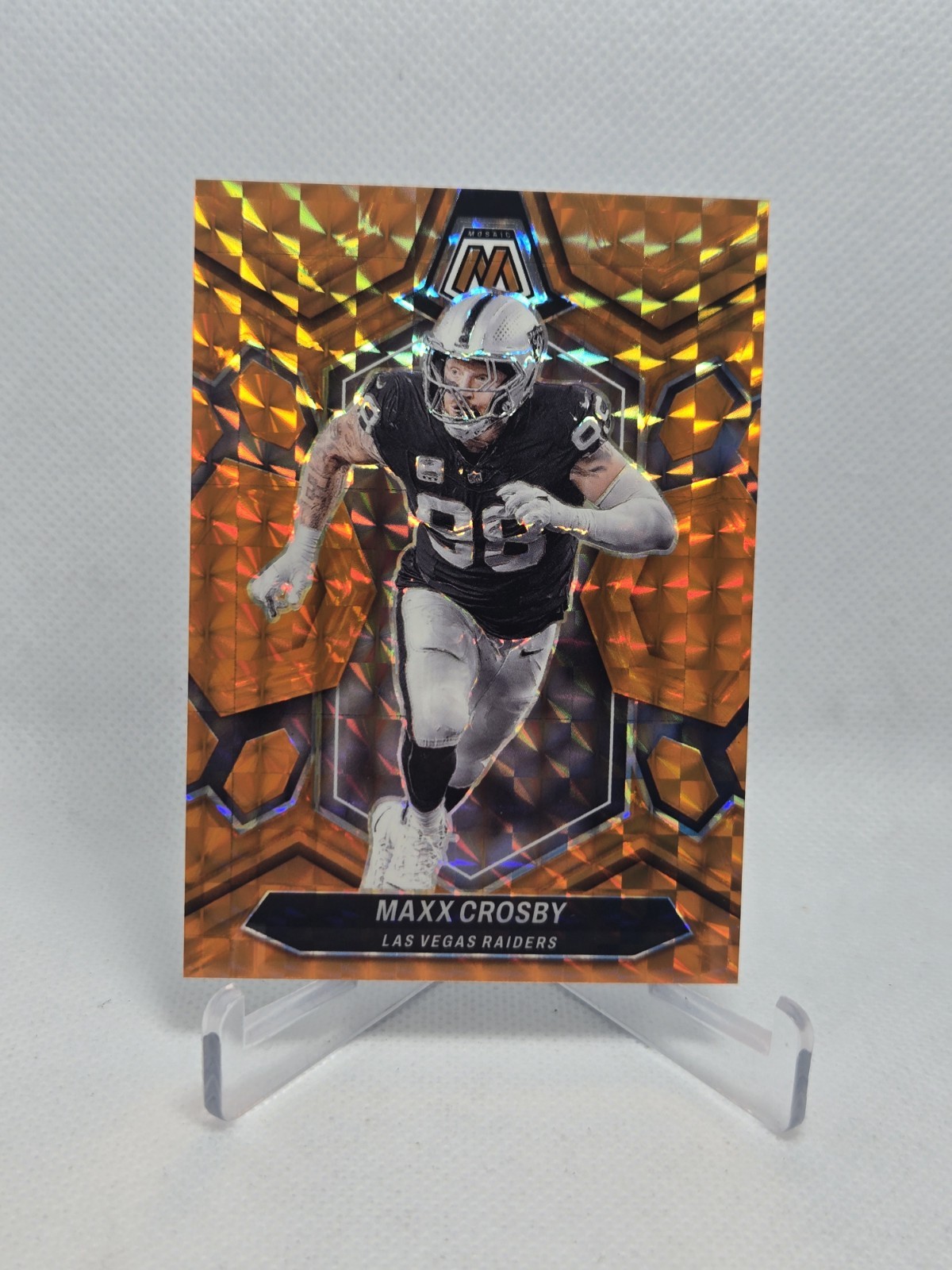2024 Panini Mosaic - Maxx Crosby #118 Orange Mosaic Prizm /199