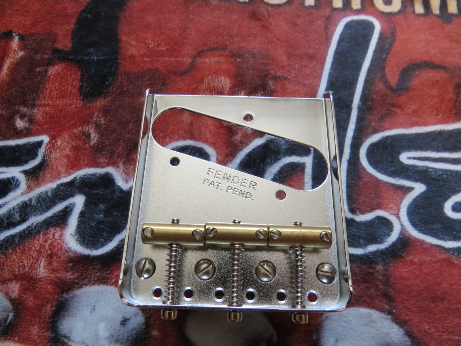 Fender American Vintage Telecaster Bridge with Brass Saddles and fixing screws