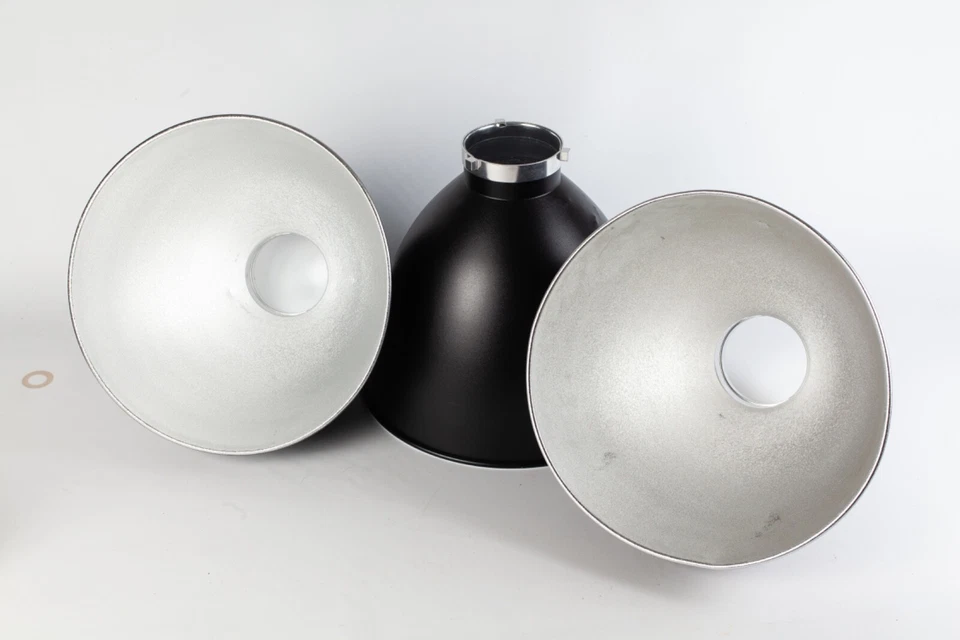 Bowens High Performance Reflector. 32cm Narrow Parabolic. BW1878. 3 x Available. - image 2 of 4