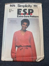 Simplicity 8676 Misses Pullover Dress Tie Belt Pattern Size 8 10 12 1970s