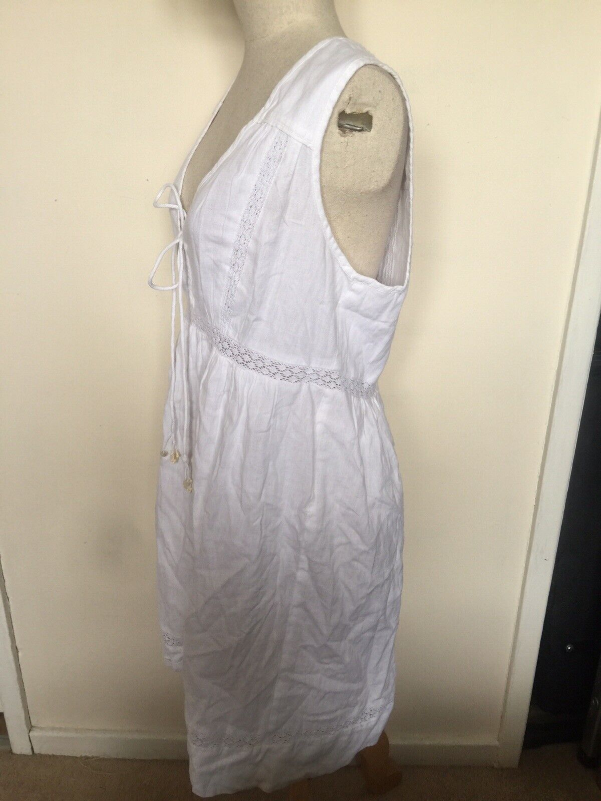 Picture 4 of 6