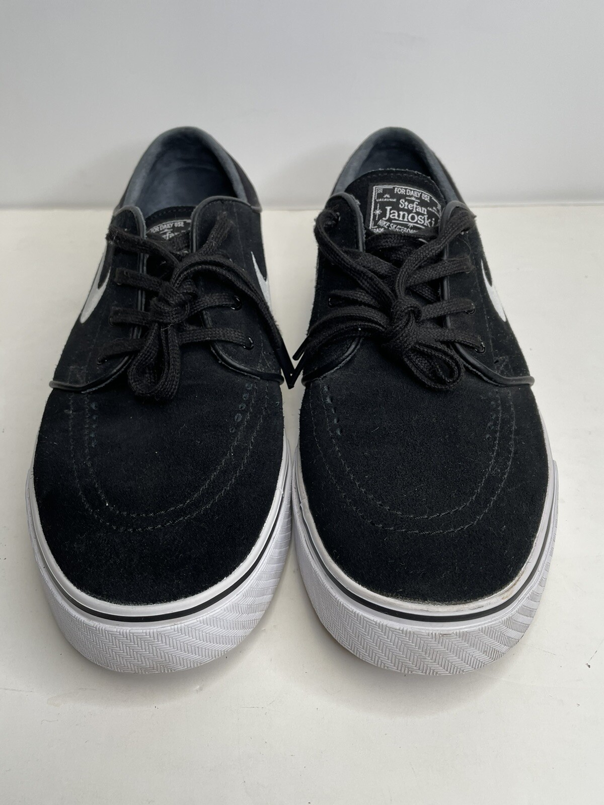 nike stefan janoski sb black
