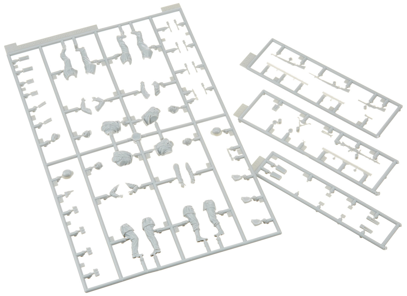 Дракон 135 - Военно-морские силы Германии 4590₽