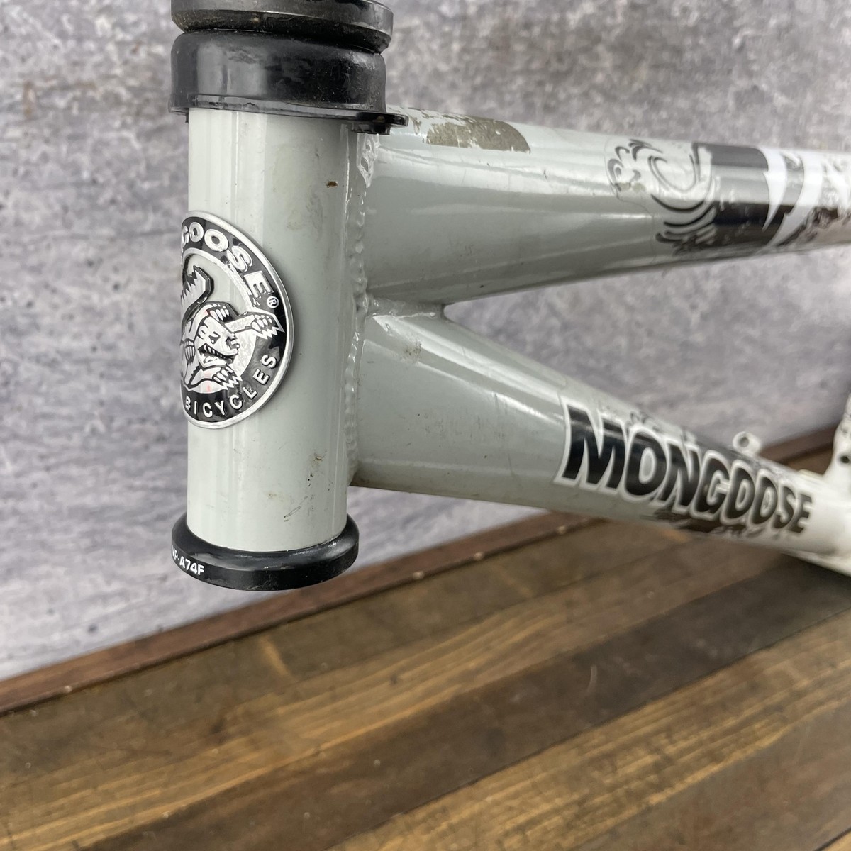 Mongoose KO Freestyle Team BMX Bike Frame 20 Inch Mid School BMX