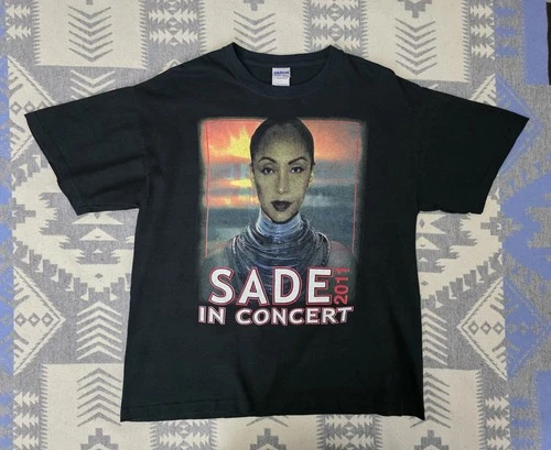 Original Sade In Concert T-shirt Sz L R&B Soul Music Te Vintage vintage concert t-shirt, vintage, single stitch, B+ condition