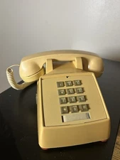ITT G250013-MBA-20M-H Desk Corded Vintage Push Button Landline 90's Phone USA