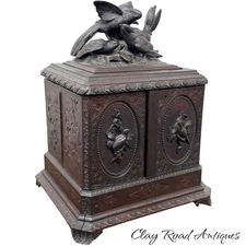 Antique Walnut Black Forest victorian tobacco pipe box 19th 1890 carved birds