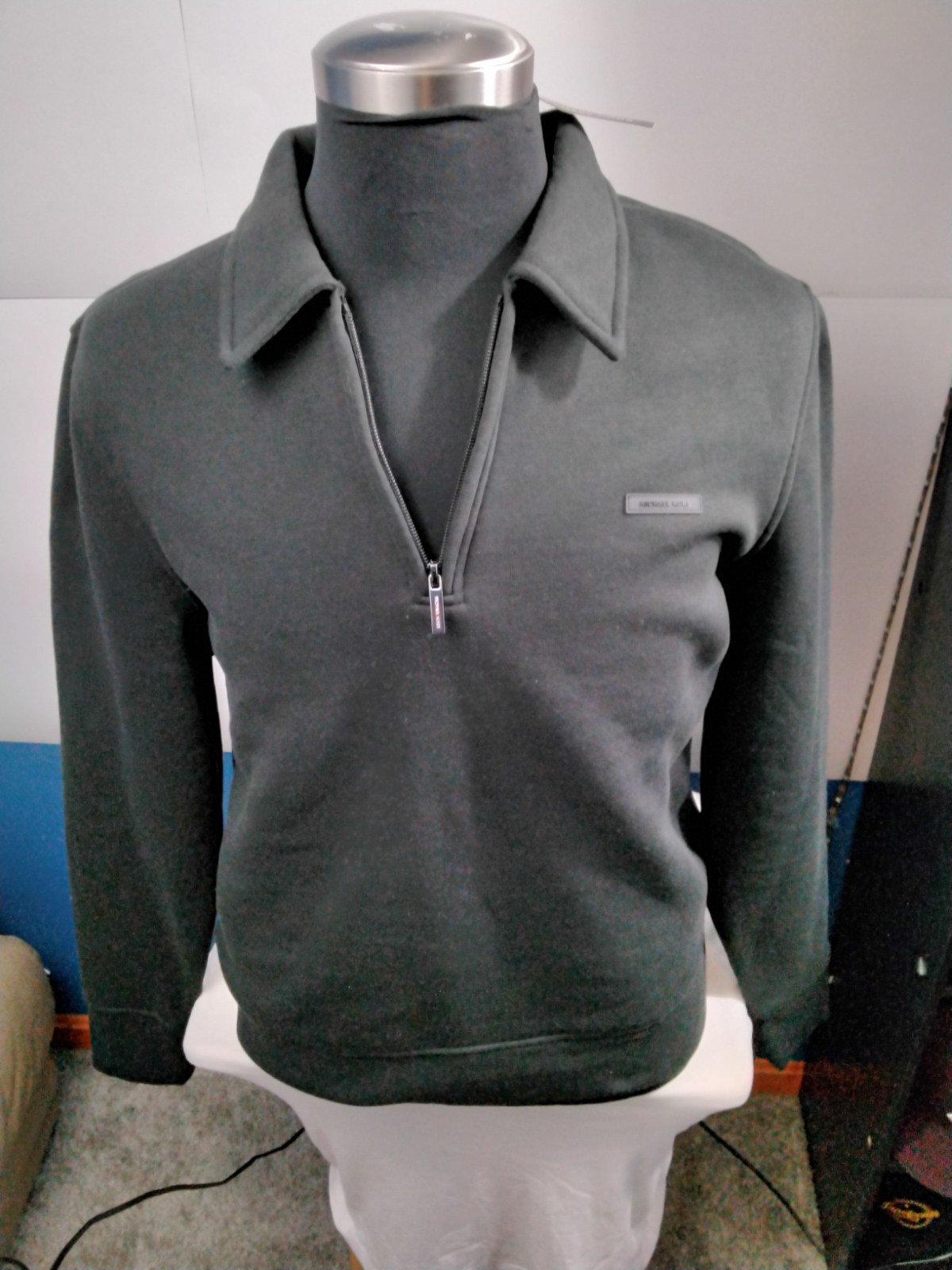 Michael Kors SweatShirt  Men’s Large Black 1/4 Zip Mock Neck Long Sleeve