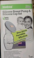 Haakaa Silicone Breast Pump with Suction Base and Lid