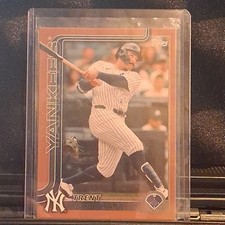 Topps 2025 Series 2 Trent Grisham Yankees #666 Gold Parallel /2025