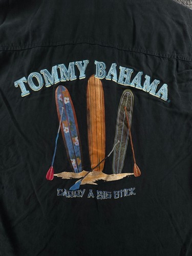 Tommy Bahama Silk Medium Black Graphic Carry Big Stick Paddle Surf Wave Beach