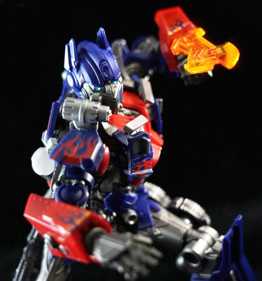 Blokees Transformers Optimus Prime Classic Class Movie 1 Character Figure Model