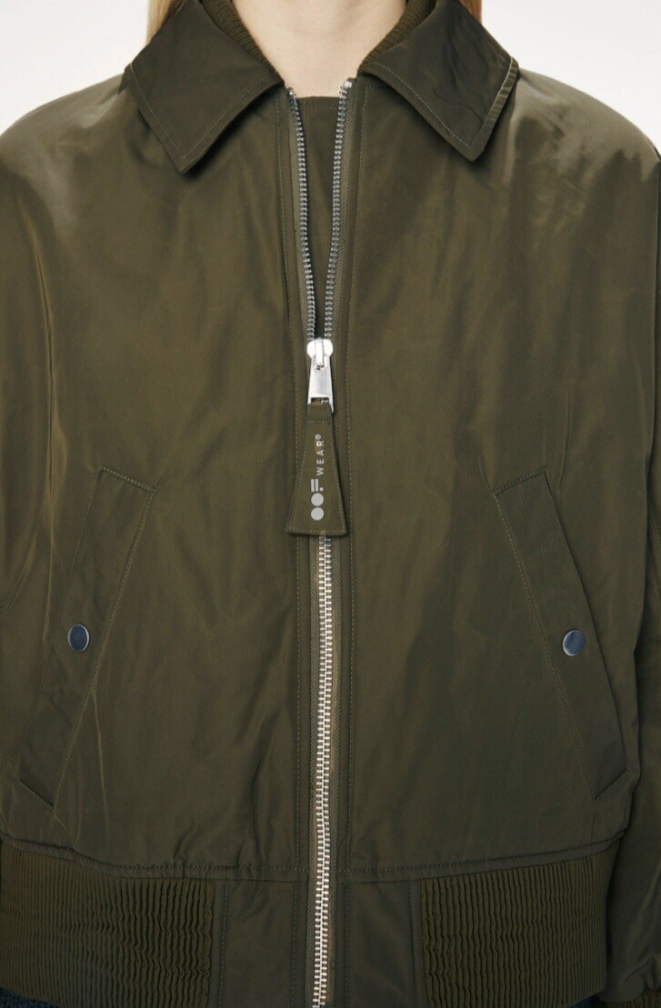 【新品未使用】enof/over size jacket/green/Mサイズ enof over size jacket green Mサイズの通販 by omuniumu｜ラクマ