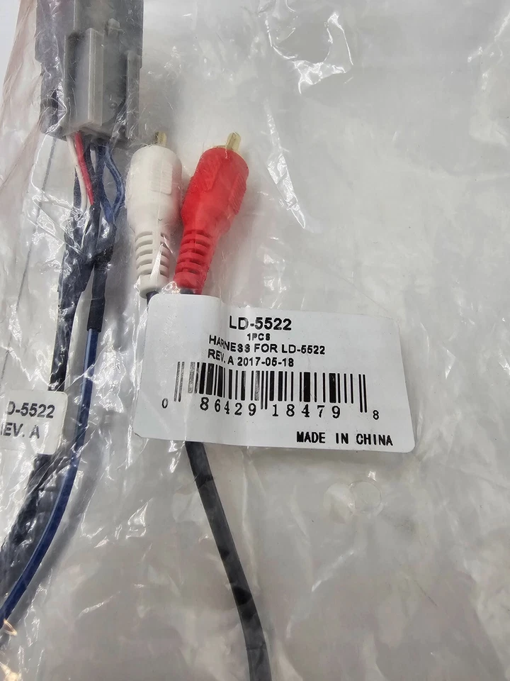 LD5522 Sub-Plug Radio Wiring Harness with Plug/Amplifier Bypass - Image 2 of 4