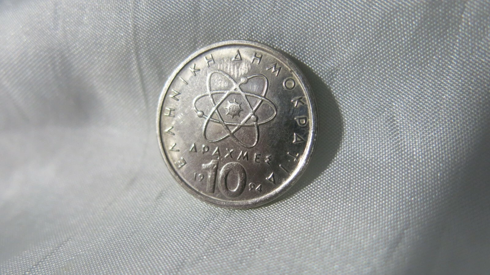 Picture 2 of 4
