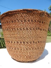 MONUMENTAL ANTIQUE 1880-1900 WESTERN APACHE BURDEN BASKET -EARLY TRIBAL USE