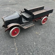 Vintage 1920s Buddy L Black Dump Truck Chain Driven Pressed Steel Toy