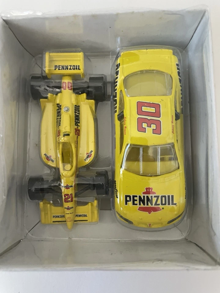 Vintage Pennzoil 1997 Limited Edition Collector Set Racing Cars #21 & #30 - Image 4 of 4