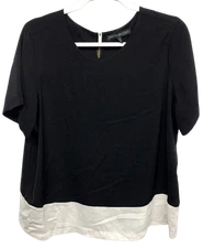 Mynt 1792 1X black white short sleeves round neck back zipper plus top