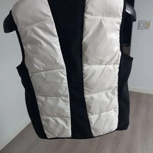 Yonex White Padded Vest Size 90