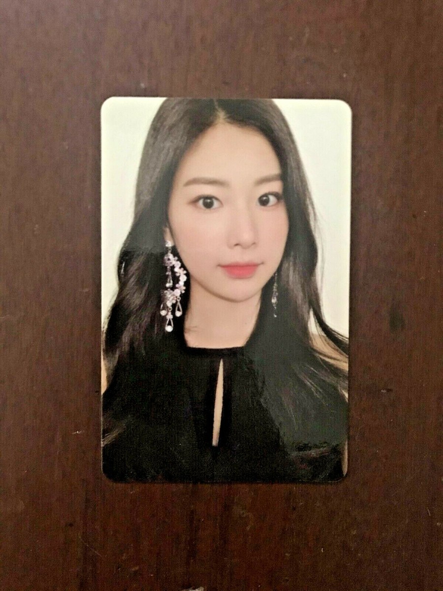 IZ*ONE IZONE Album SAPPHIRE Photocard [HEART*IZ] | eBay