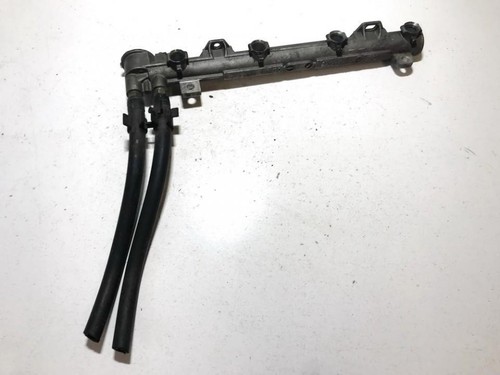 Volkswagen Golf 1999 Fuel injector rail (injectors)(Fuel distribut #610916-03