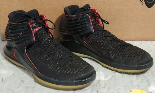 Size 14 - Air Jordan 32 Banned - AA1253-001 - Picture 3 of 12