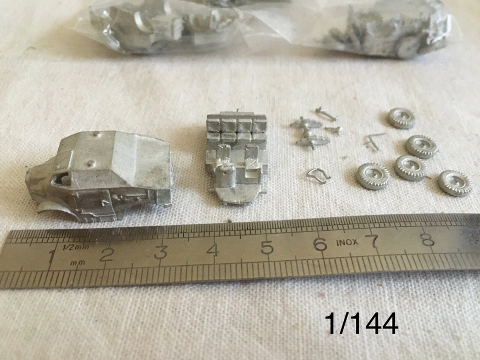 Maquette model, 1/144 metal kit, Arrowhead Miniatures, UK Ford Quad Tractor, WW2 - Photo 1/1