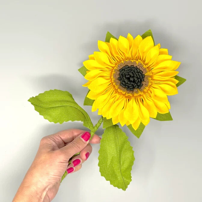 The Crafty Kit Company 'Sunflower' Felt Craft Kit