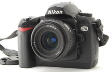 Nikon D70 Digital SLR Camera Black with AF Nikkor 28mm F/2.8 Lens From Jp 7737