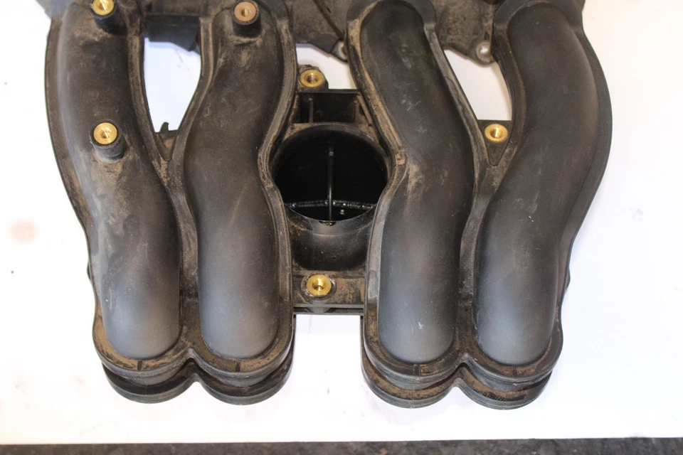 1998-00 MERCEDES SLK230 AIR INTAKE MANIFOLD W/ FUEL RAIL R3284 - Image 4 of 4