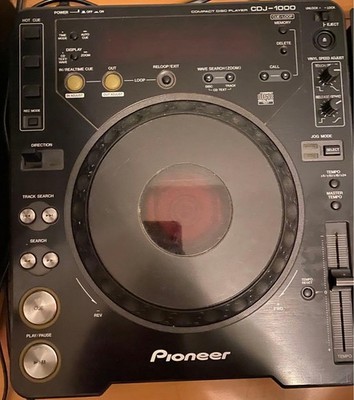 Pioneer DJ CDJ-1000 x2 & DJM-300 Mixer 3-Piece DJ Deck Controller