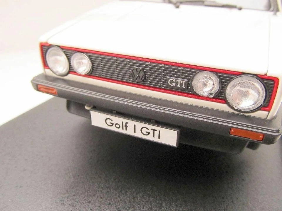 Volkswagen VW Golf 1 GTI Pirelli Modellino 1:18 Welly Bianco - Immagine 4 di 4