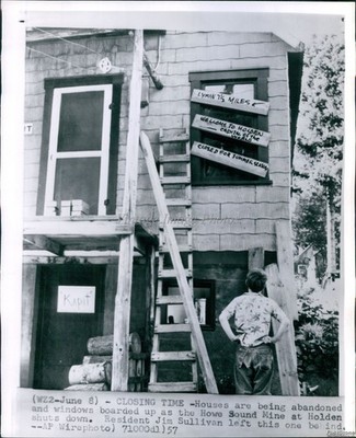 1957 Holden Washington Howe Sound Mine Abandoned House Wirephoto 8x10
