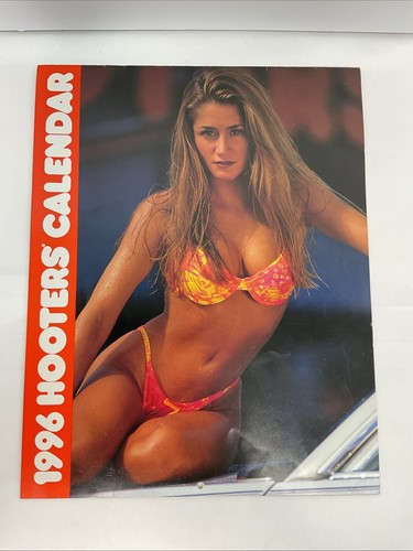 HOOTERS Calendar 1996 No Signatures Or Writing 96A