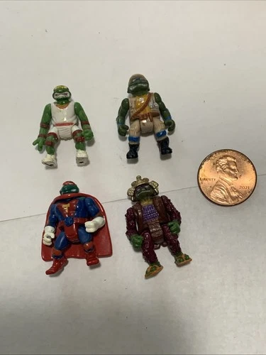 Vintage Teenage Mutant Ninja Turtles Micro Mini Playmates 4 Turtles 1” Tall