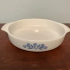 Vintage Corning ware / Pyrex blue cornflower 9” Cake Pan Dish #429 w handles