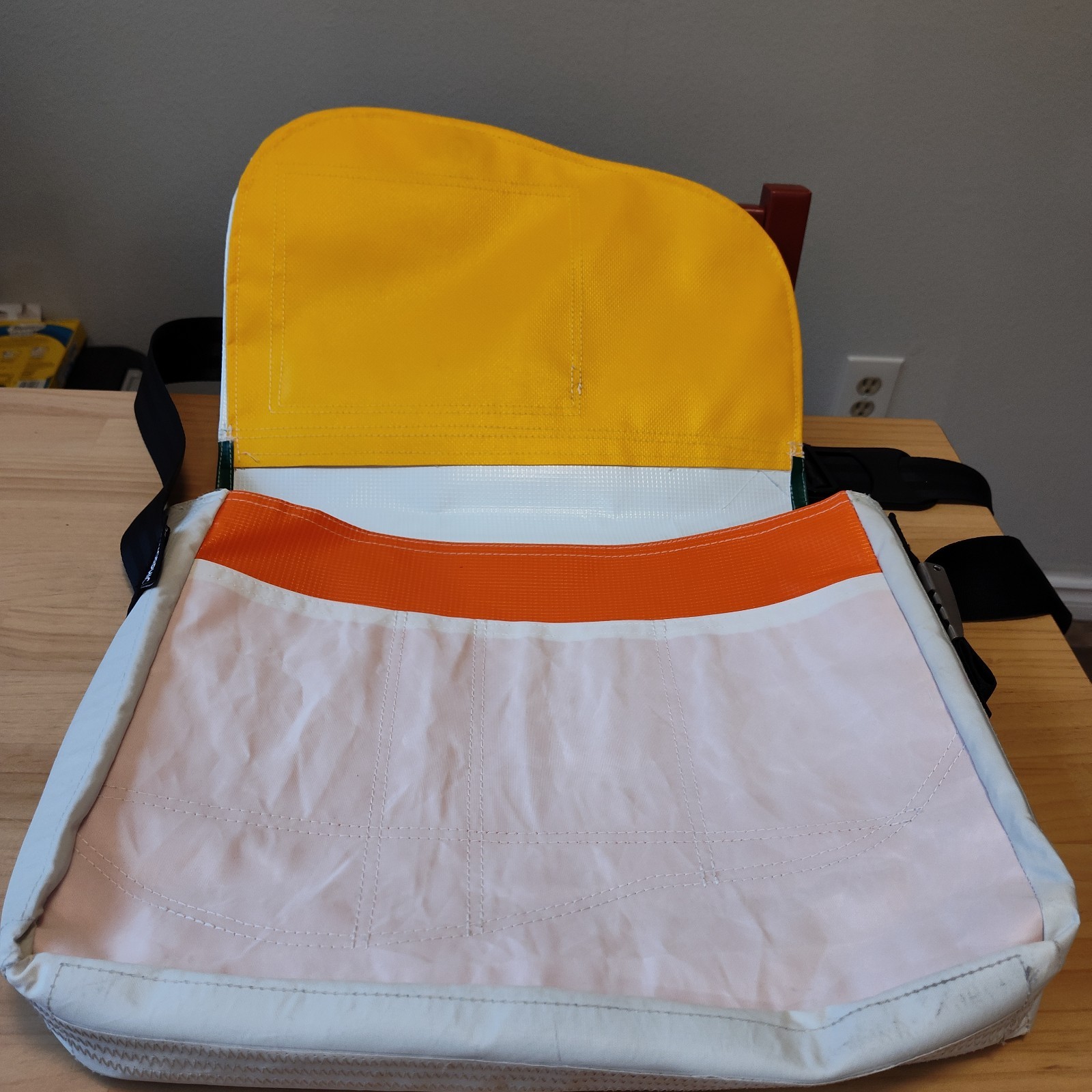 Metamorphic Gear Upcycled Material Messenger Bag - image 6