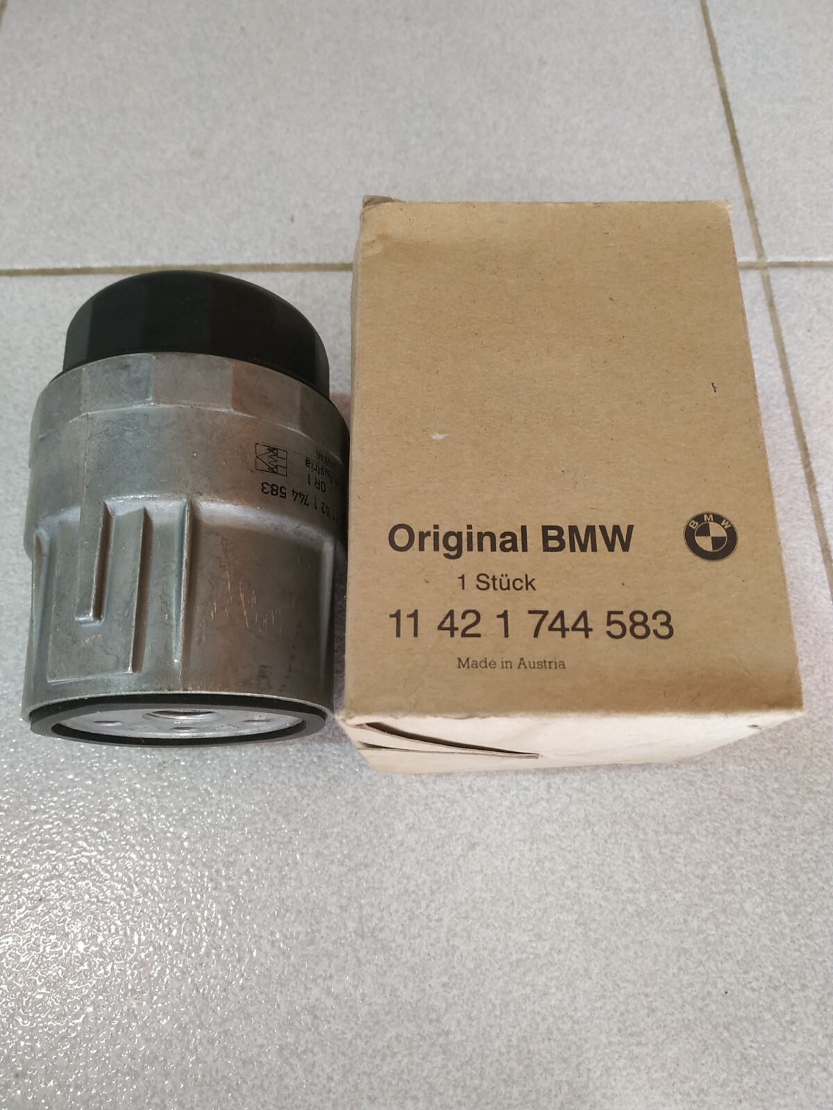 BMW E21-e30-e28-e34-e12 Oil Filter With Plastic Cover Genuine 