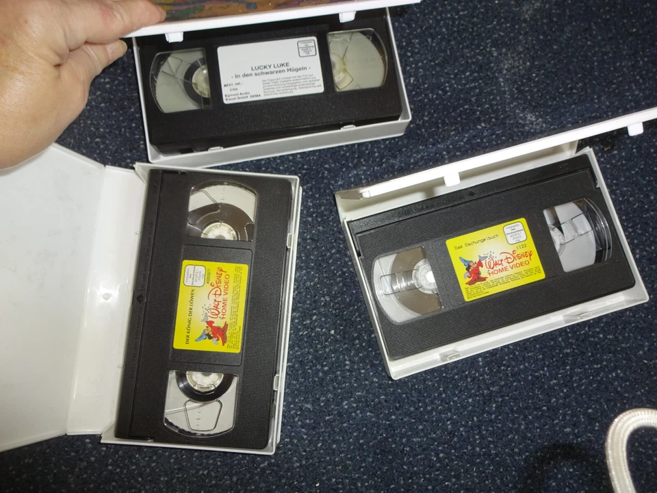 VHS KASETTEN  KÖNIG DER LÖWEN  LUCKY LUKE  DSCHUNGELBUCH  GEBRAUCHT - Bild 3 von 3