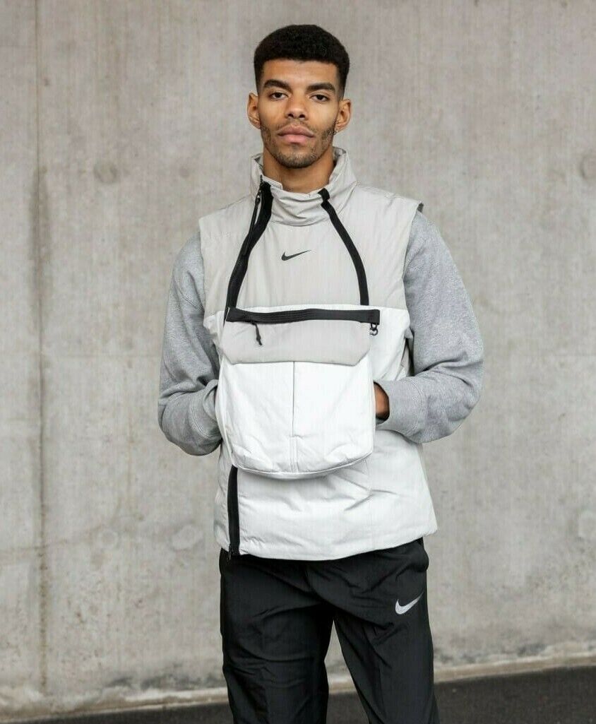 新品 NIKE TECH PACK Vest 定価2.4万 2XLsize-