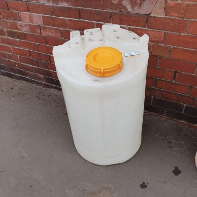 ProMinent 100L Flüssigchemikalien PE Dosiertank - B2