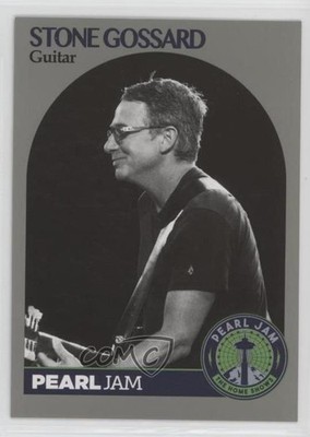 2018 Pearl Jam Safeco Field Stone Gossard (Smiling Playing Guitar) u1x