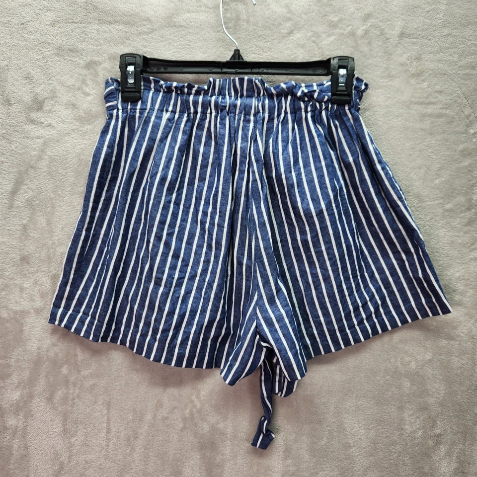 Pantalones Cortos Charlotte Russe Para Mujer Medianos Azul Blanco Rayas Cinturón Tiro Alto Algodón Foto 2 de 4