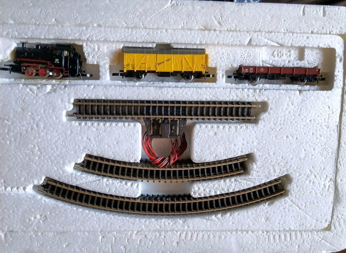 Vintage MARKLIN MINI-CLUB Z-SCALE TRAIN SET Original Box | eBay