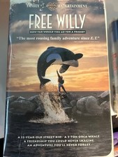 Family VHS Lot Babe Free Willy Trilogy Cats &...