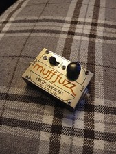 Electro-Harmonix EHX Muff Fuzz Vintage 1970s Guitar Pedal